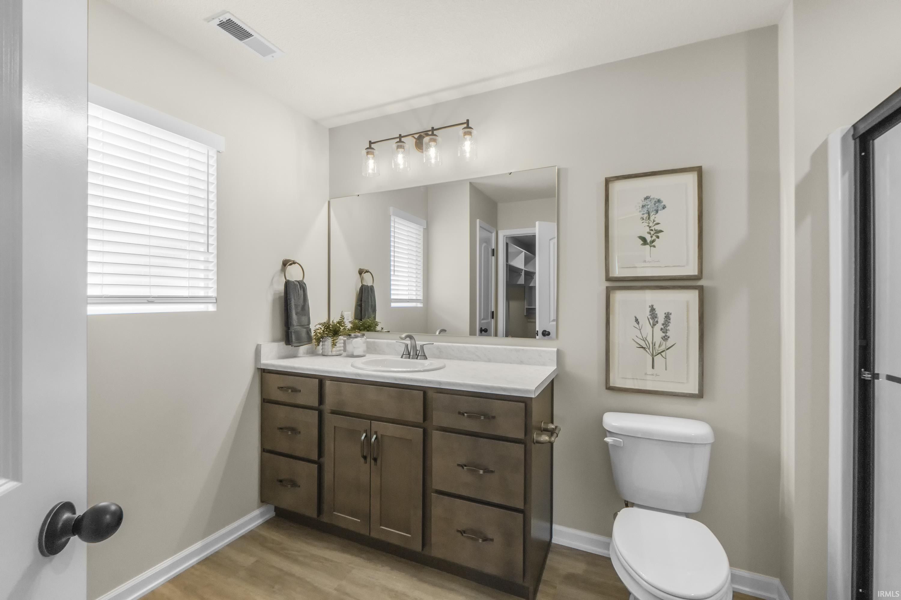 12624 Memory Lane. Fort Wayne, IN 46818