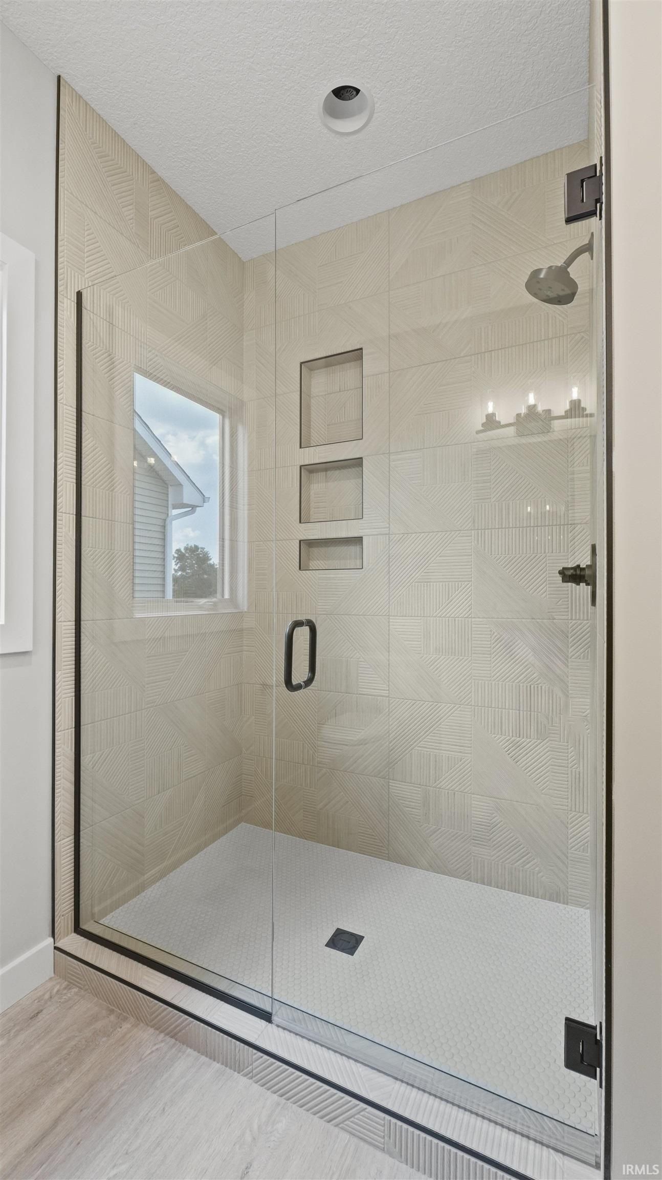 619 Grantham Passage. Fort Wayne, IN 46845