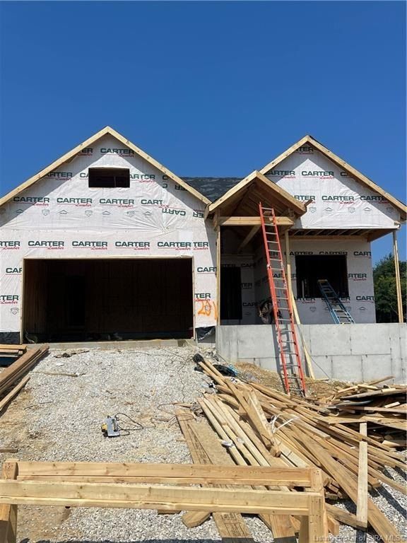 1040 Oskin Drive. Georgetown, IN 47122