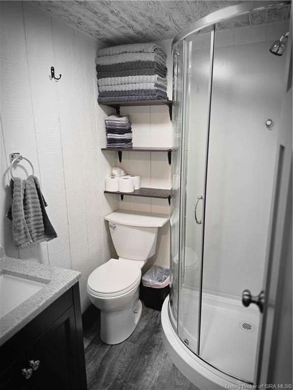 5789 W Mt Carmel Road. Fredericksburg, IN 47120