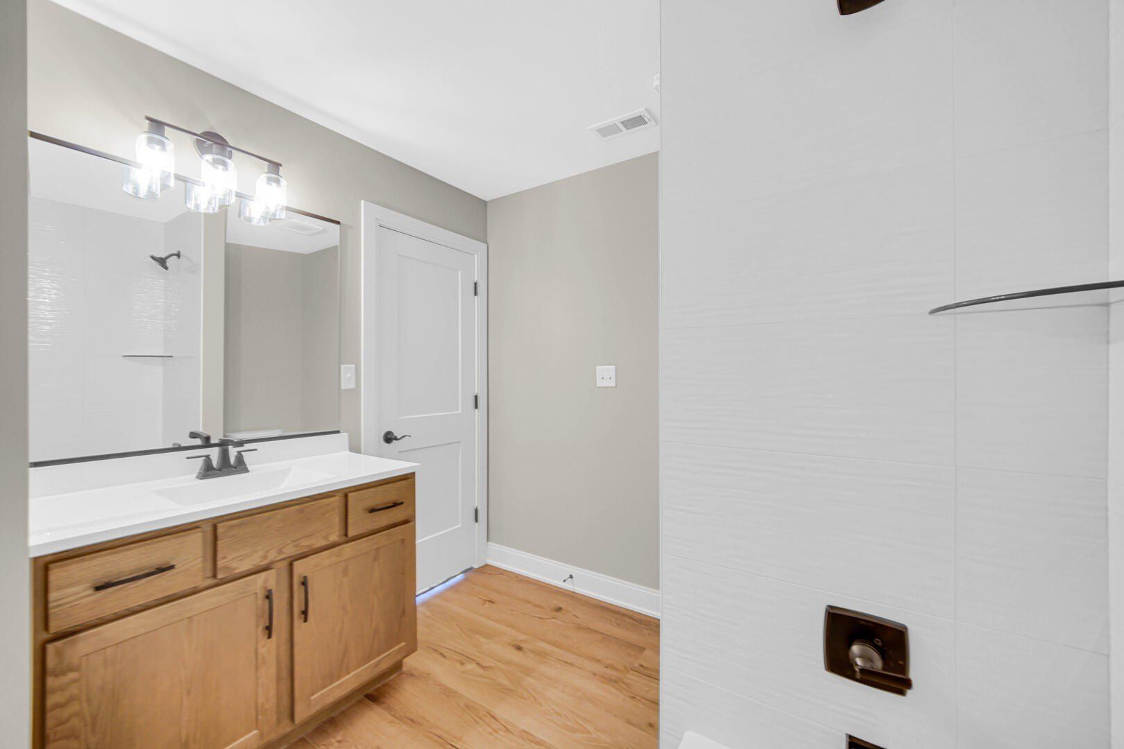 13049 Spirea Avenue. Saint John, IN 46373