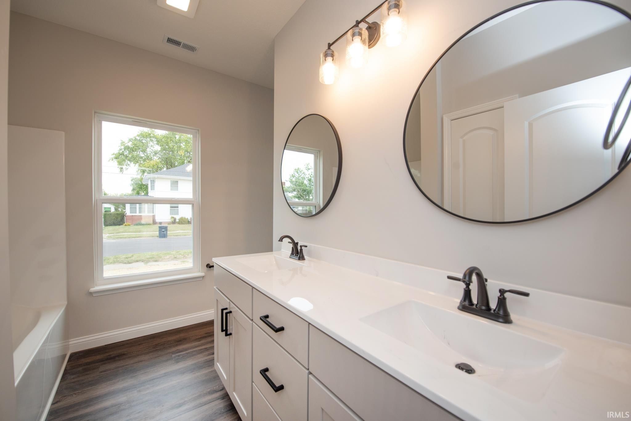 1079 E Wabash Street. Frankfort, IN 46041