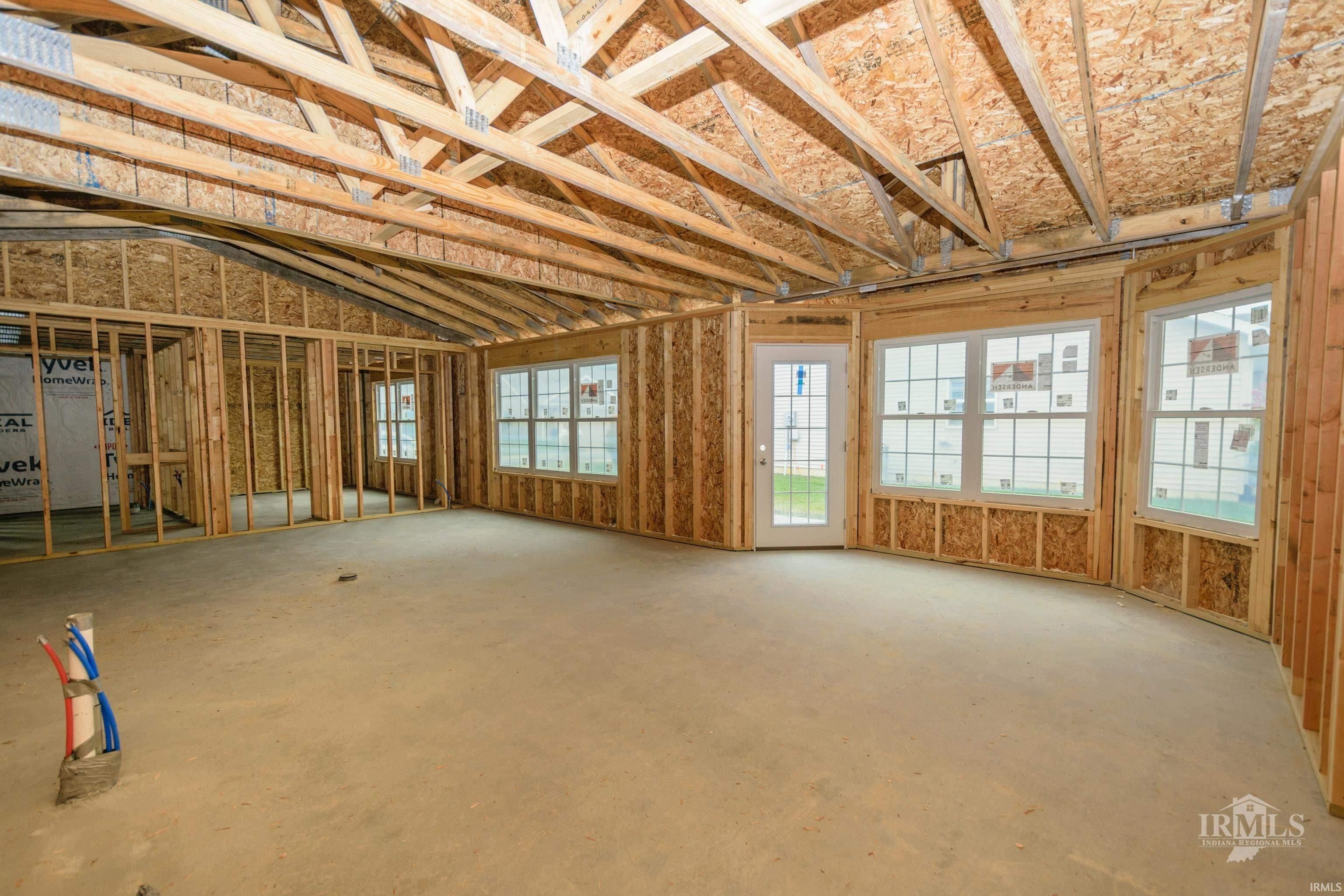 2805 W Preserve Lane. Muncie, IN 47304