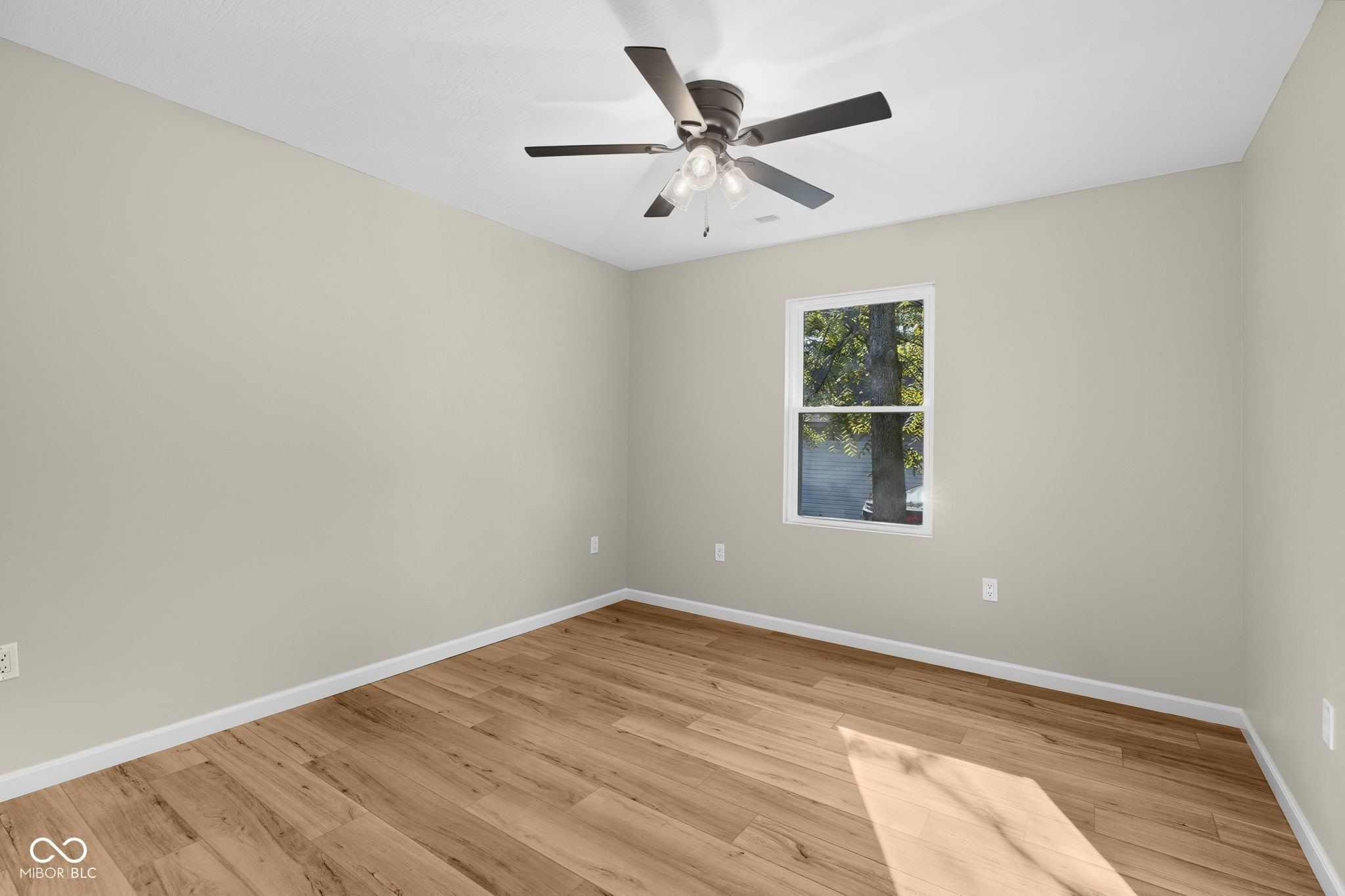 96 Hill Street. Austin, IN 47102