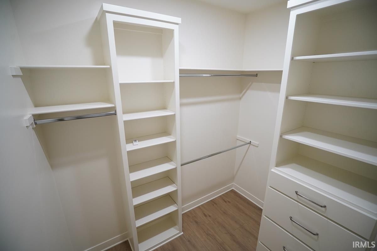 3879 High Pointe Lane. Newburgh, IN 47630