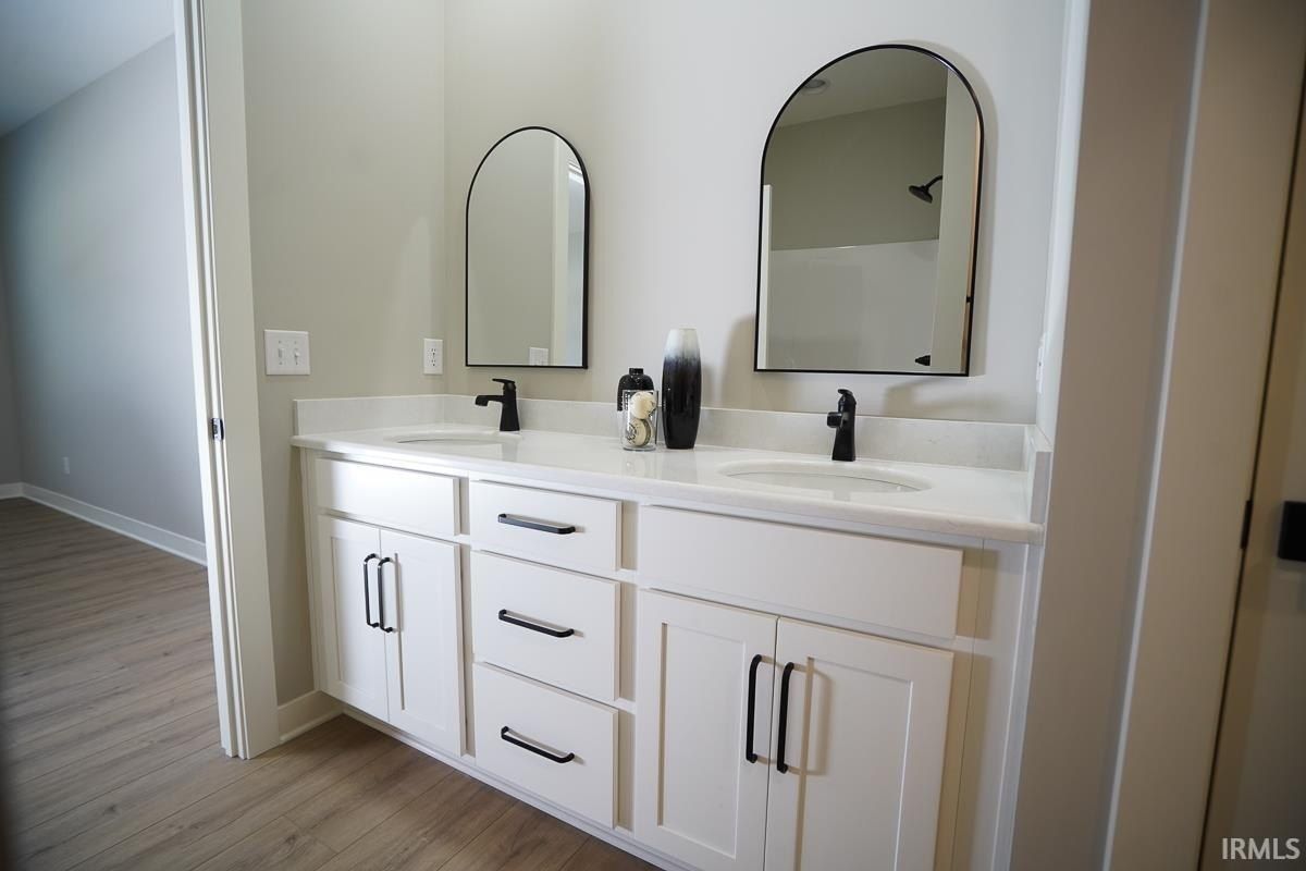 3895 High Pointe Lane. Newburgh, IN 47630