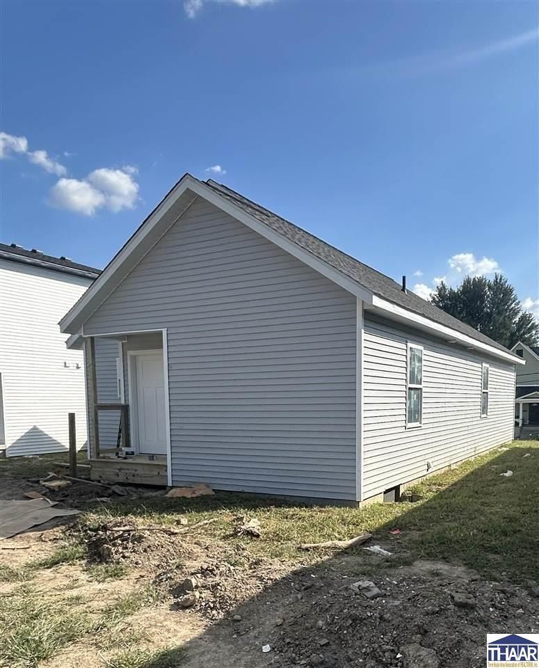 316 E Washington Street. Sullivan, IN 47882