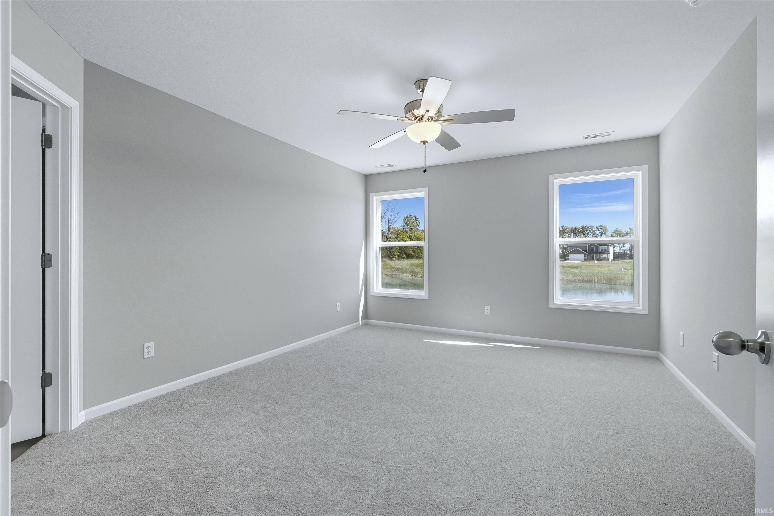 568 Lago Court. Fort Wayne, IN 46818