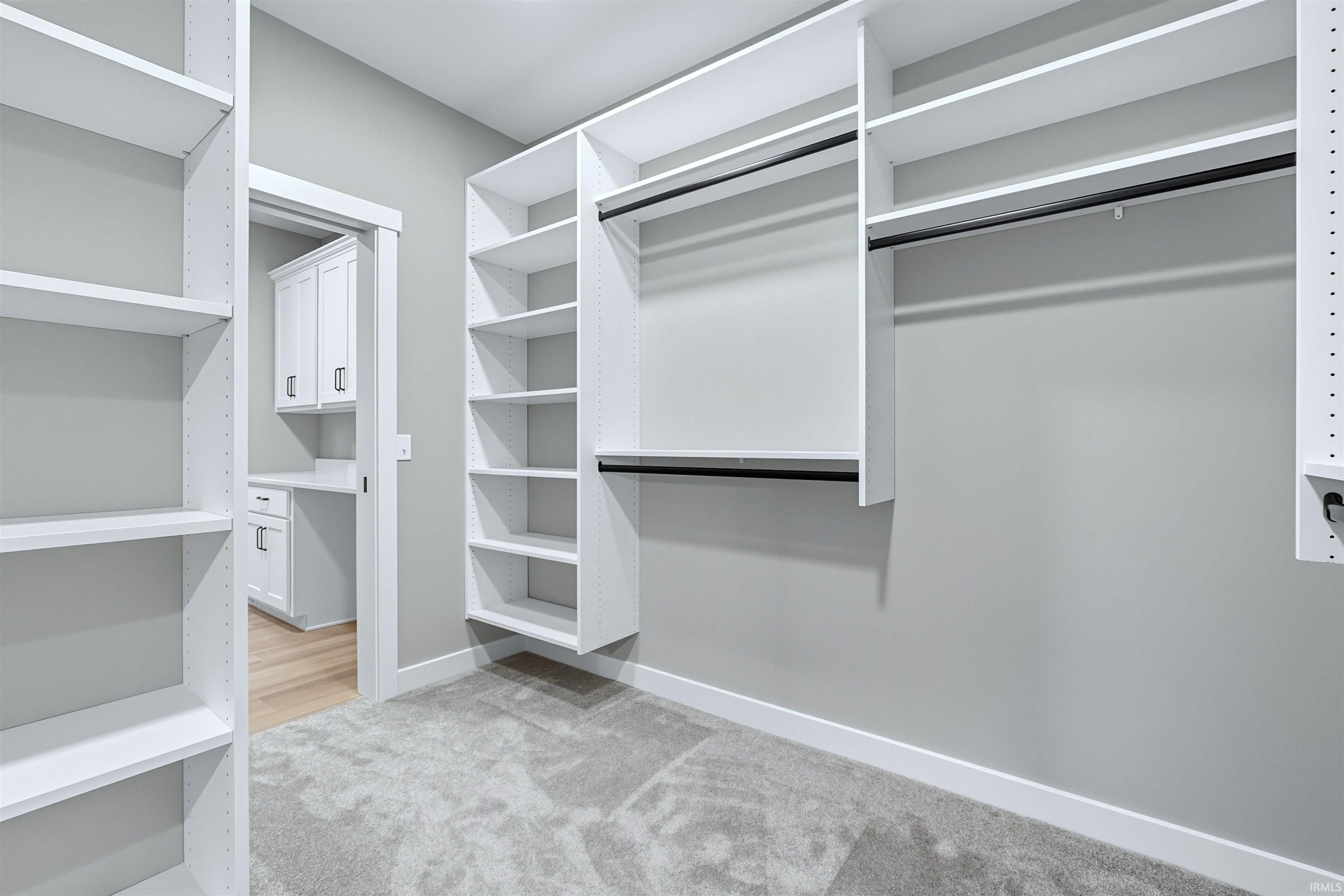 516 Grantham Passage. Fort Wayne, IN 46845