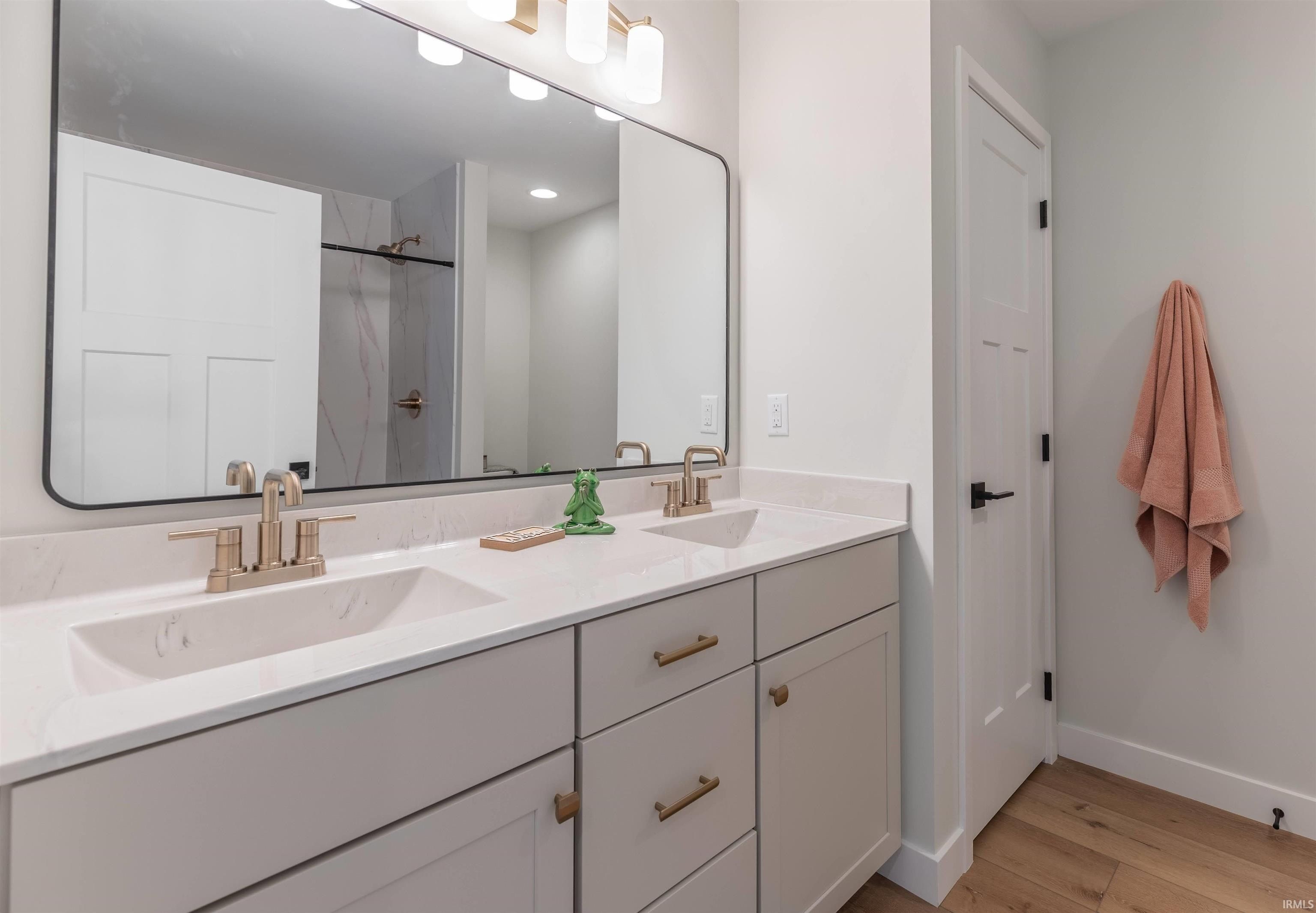 4300 Hilldale Drive. Newburgh, IN 47630