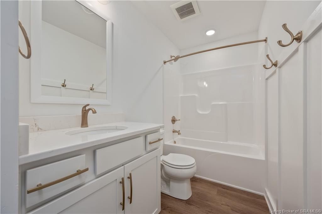 5116 Woodstone Circle Lot 154. Jeffersonville, IN 47130