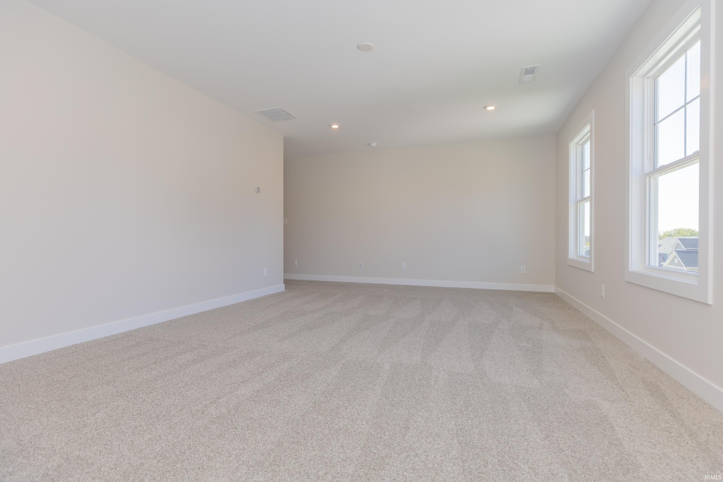 2704 Marycrest Drive. Evansville, IN 47712