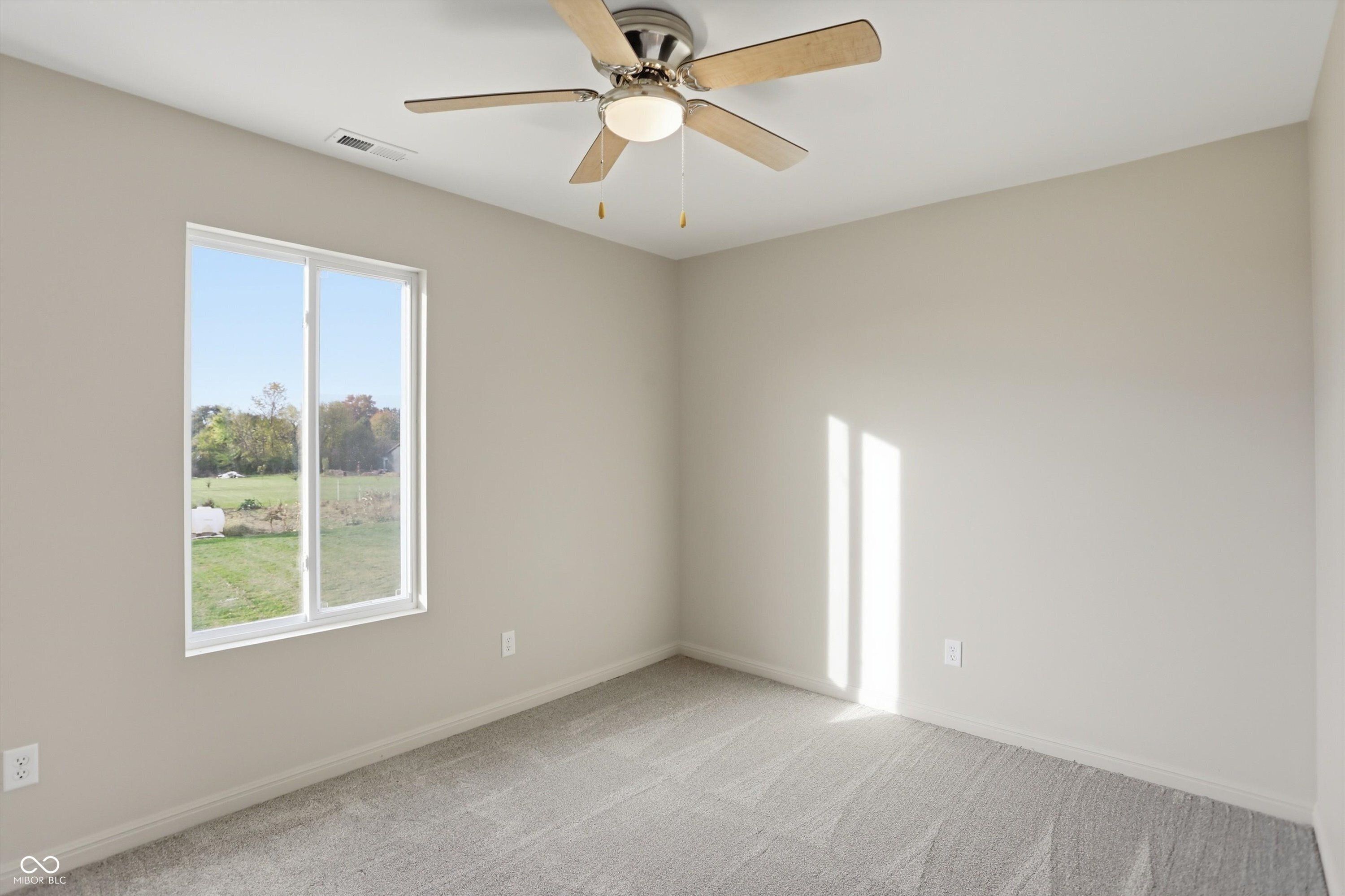 731 W 600 N. Whiteland, IN 46184