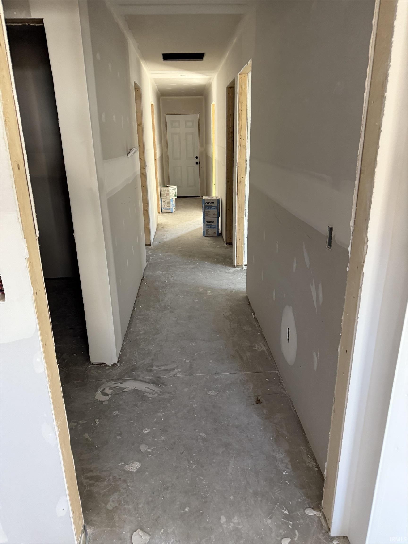 2817 Prairie Grove Drive. Fort Wayne, IN 46809