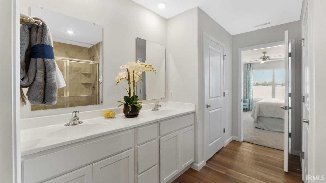 1004 Butler Lake Court. Fort Wayne, IN 46818