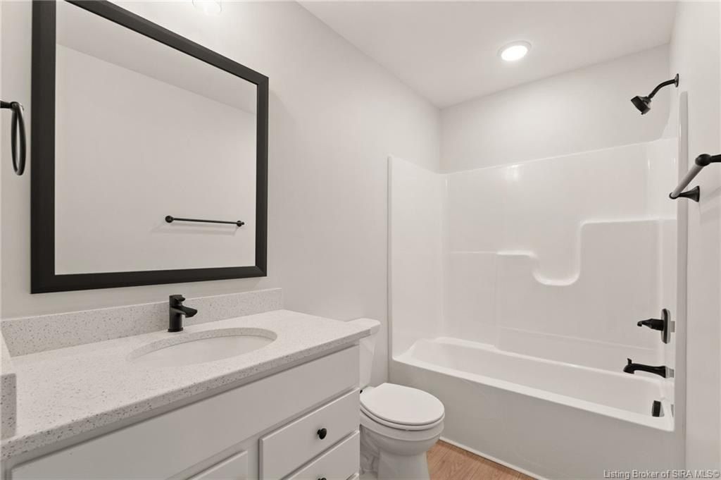 5114 Woodstone Circle. Jeffersonville, IN 47130