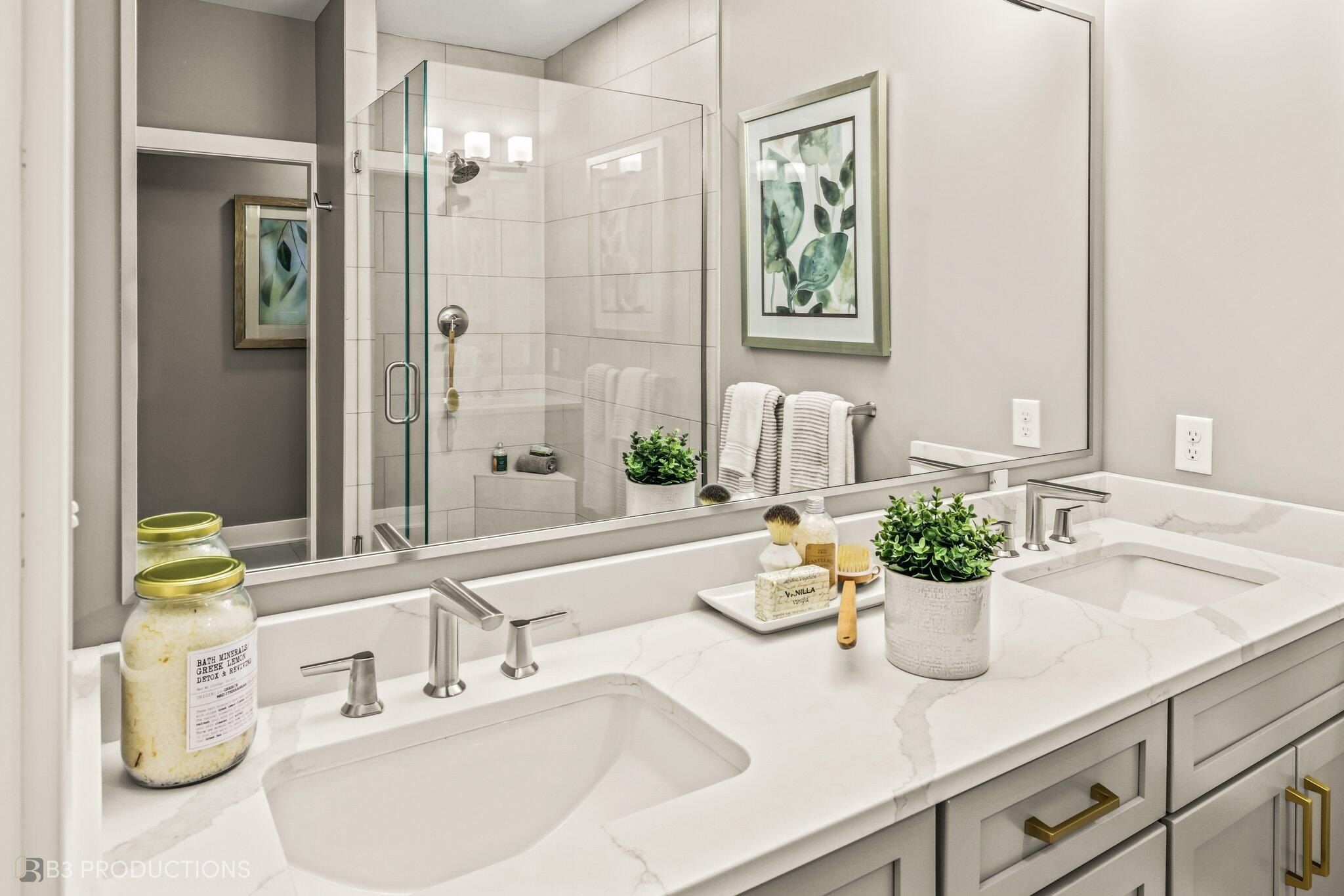 102 Morgan Boulevard. Valparaiso, IN 46383