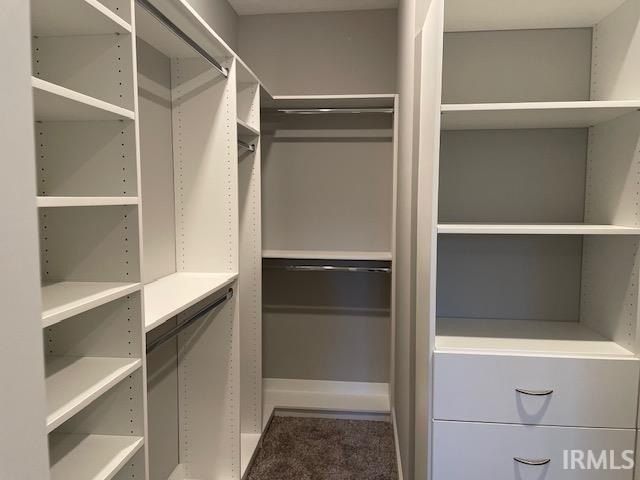 9504 W Tradition Drive. Yorktown, IN 47396