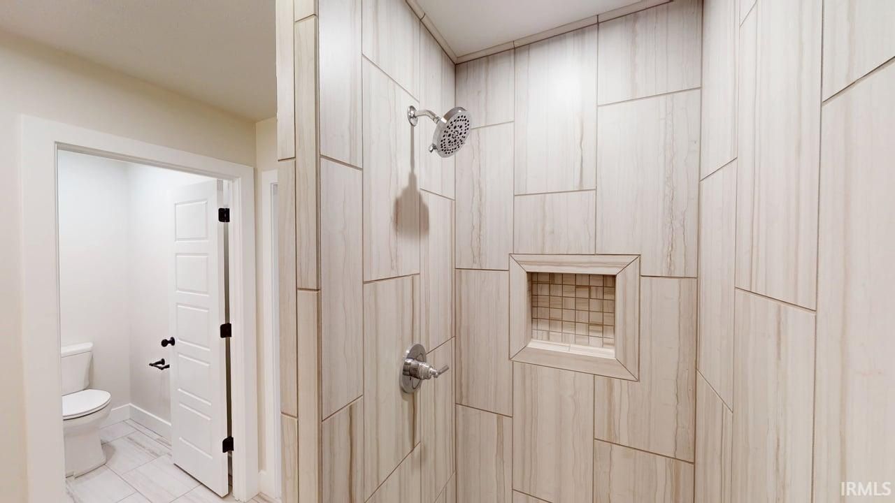 922 Spruce Drive. Jasper, IN 47546