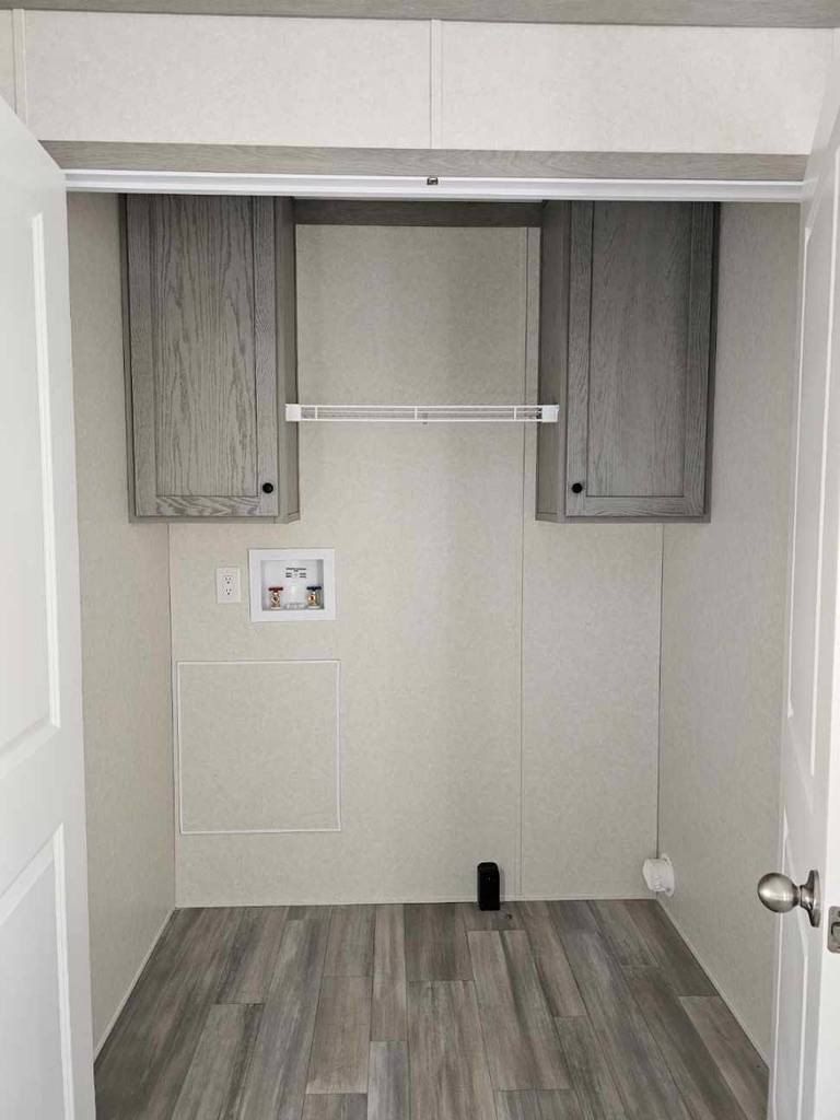 10039 County Road 4. Middlebury, IN 46540