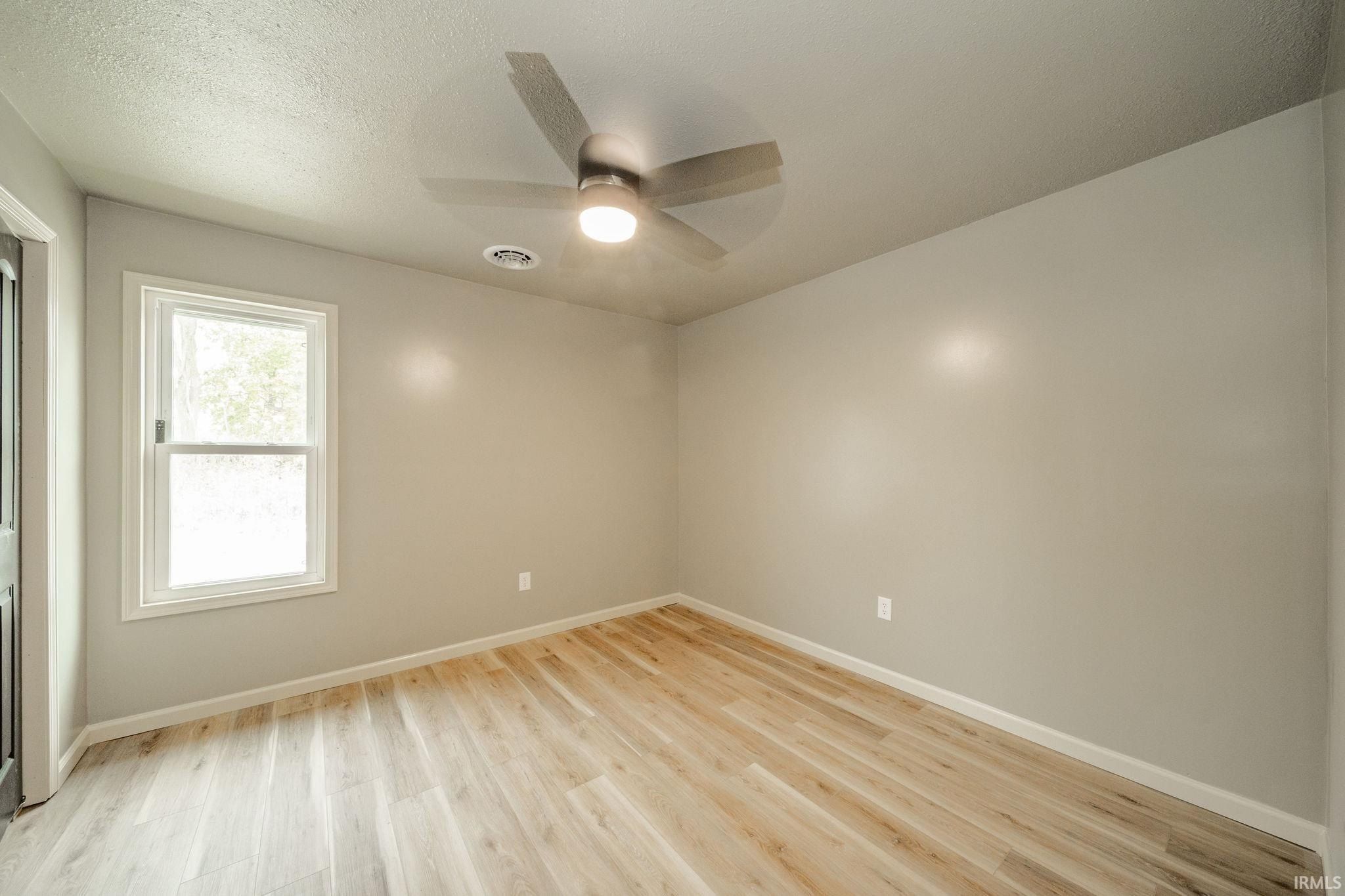 1601 E Avenue. New Castle, IN 47362