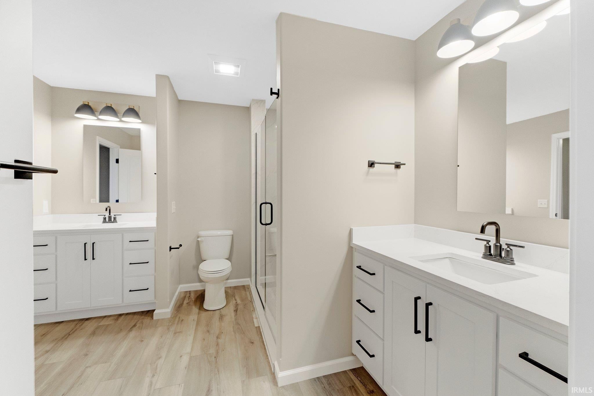 5215 Elk Run Place. Fort Wayne, IN 46818