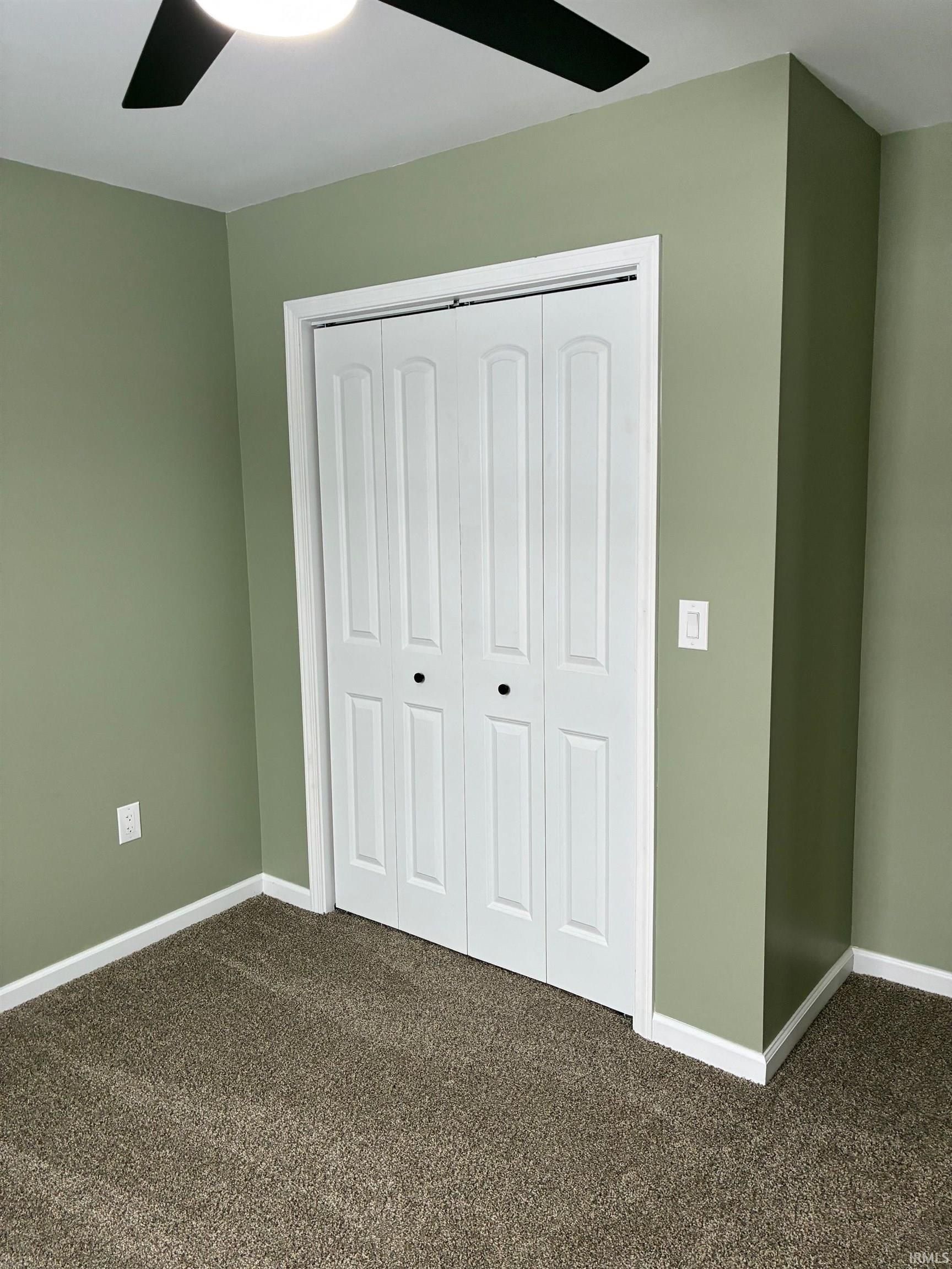 812 Dant Boulevard. Bicknell, IN 47512