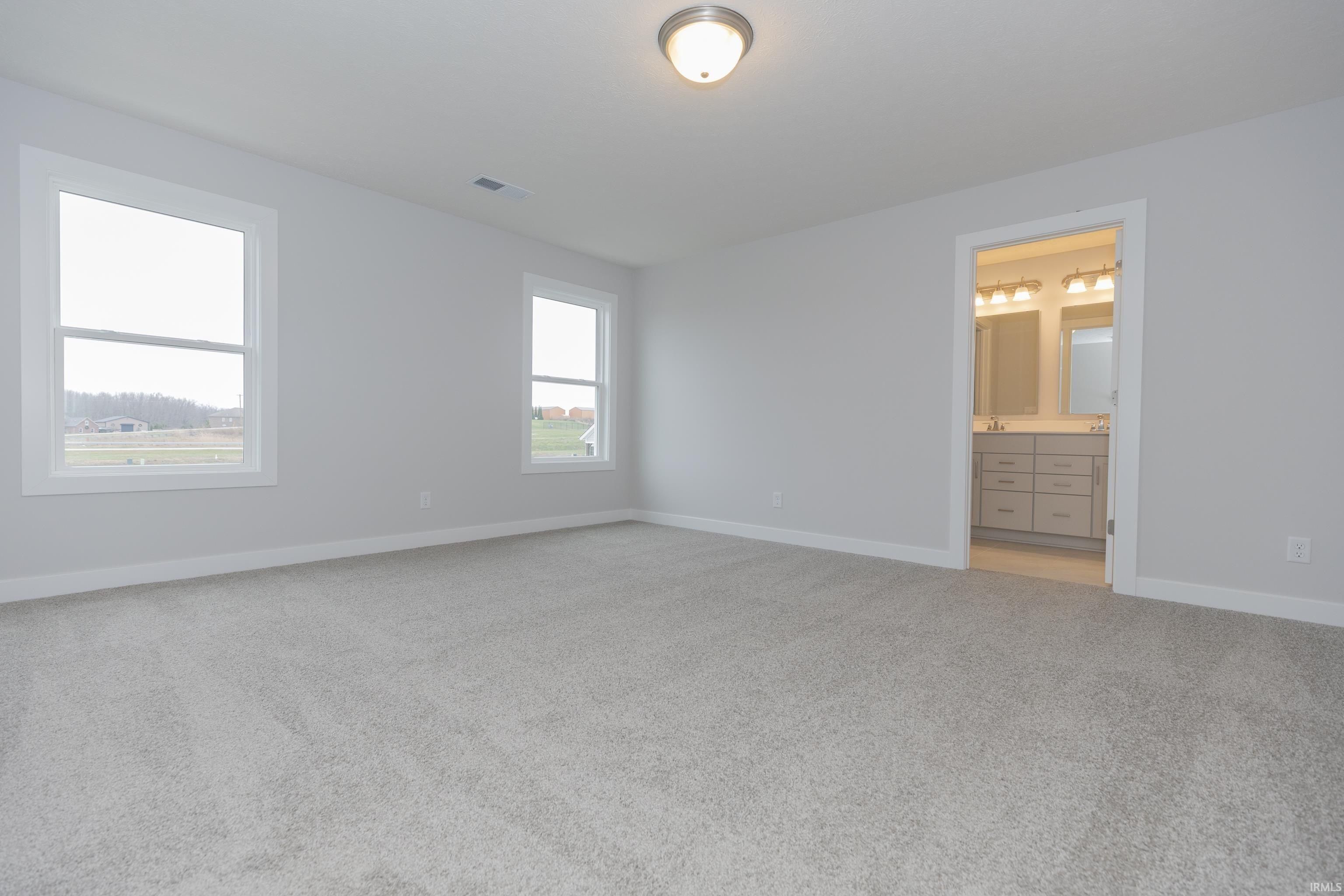 4699 Chelmsford Drive. Newburgh, IN 47630