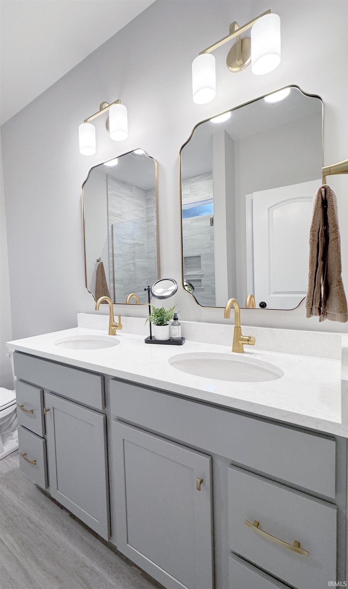 684 Merriweather Passage. Fort Wayne, IN 46845