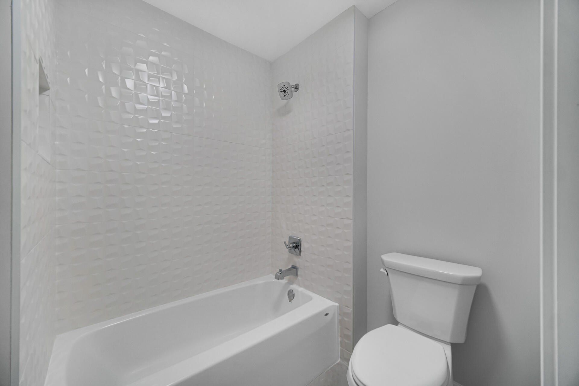 9467 Tall Grass Trail. Saint John, IN 46373