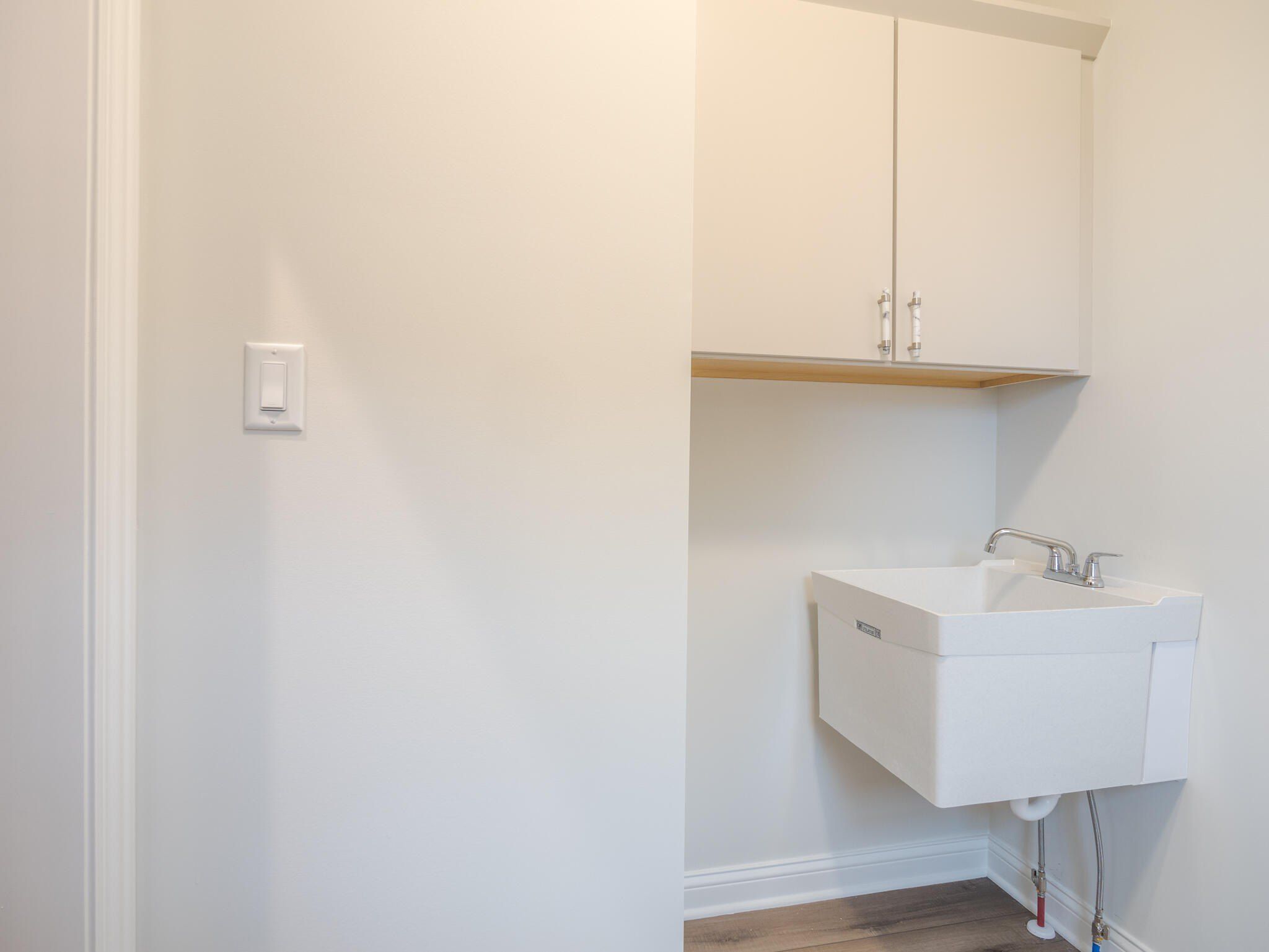 3004 Forestside Lane. Valparaiso, IN 46385