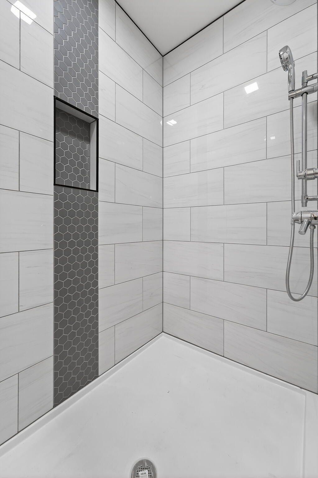 238 E 550 N. Rensselaer, IN 47978