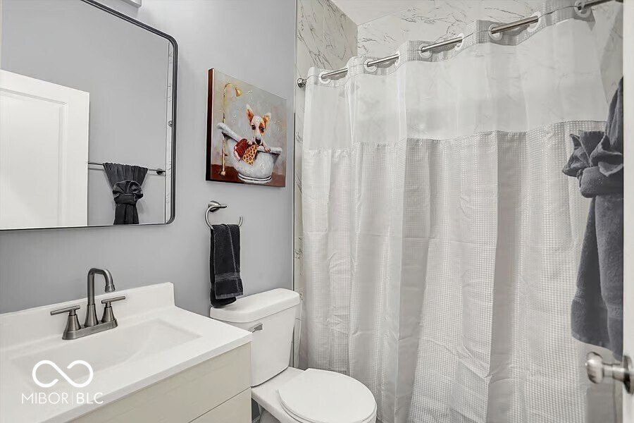 1631 Montcalm Street. Indianapolis, IN 46202