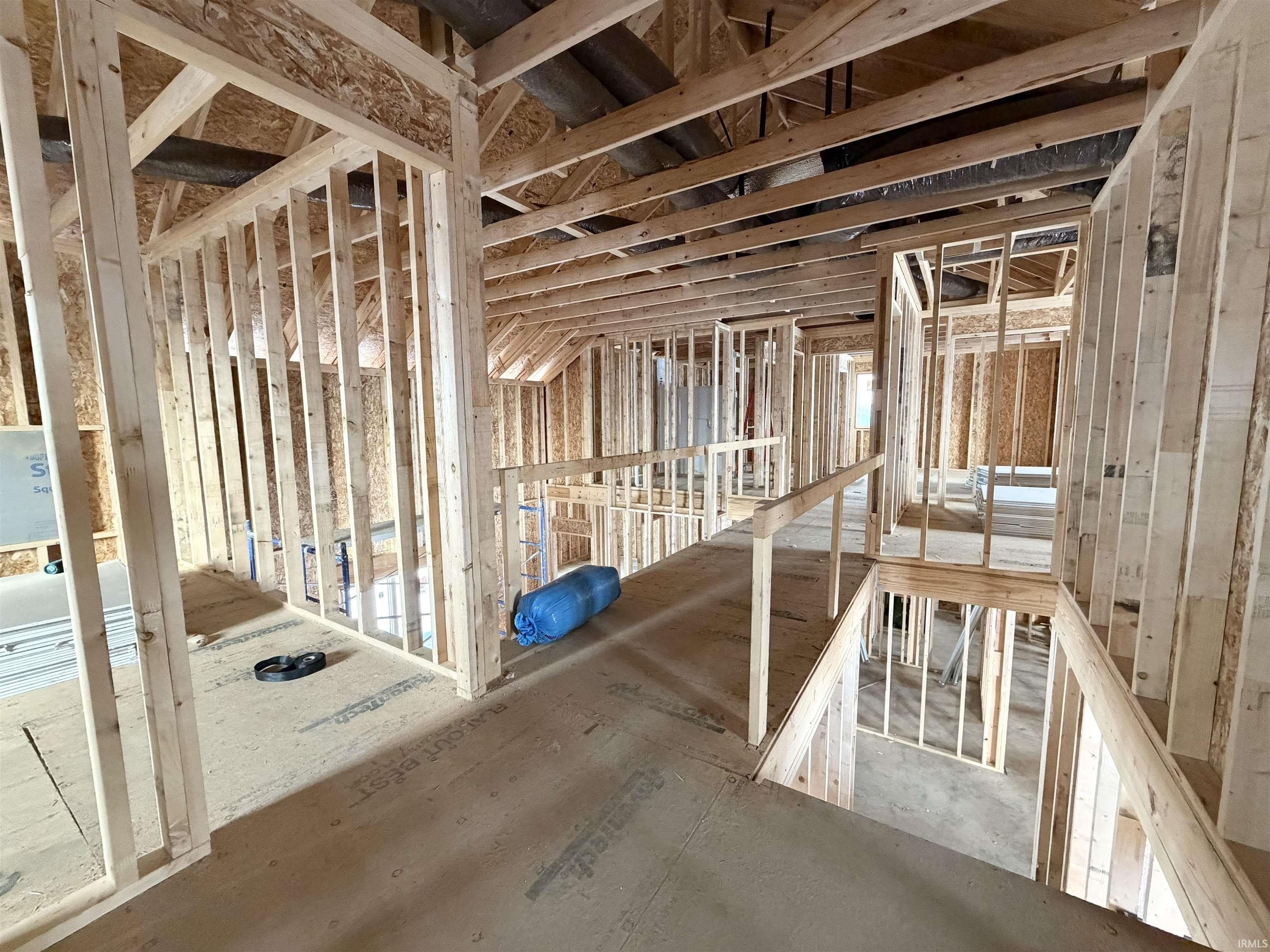 Letterbrick Run. Leo, IN 46765