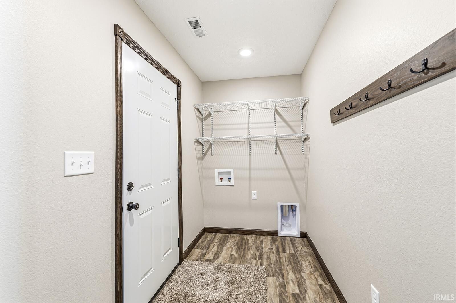 51628 Lakeland Road. Elkhart, IN 46514