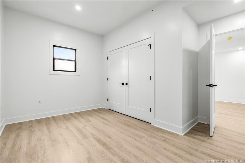 1019 Ridgeview Drive. Jeffersonville, IN 47130