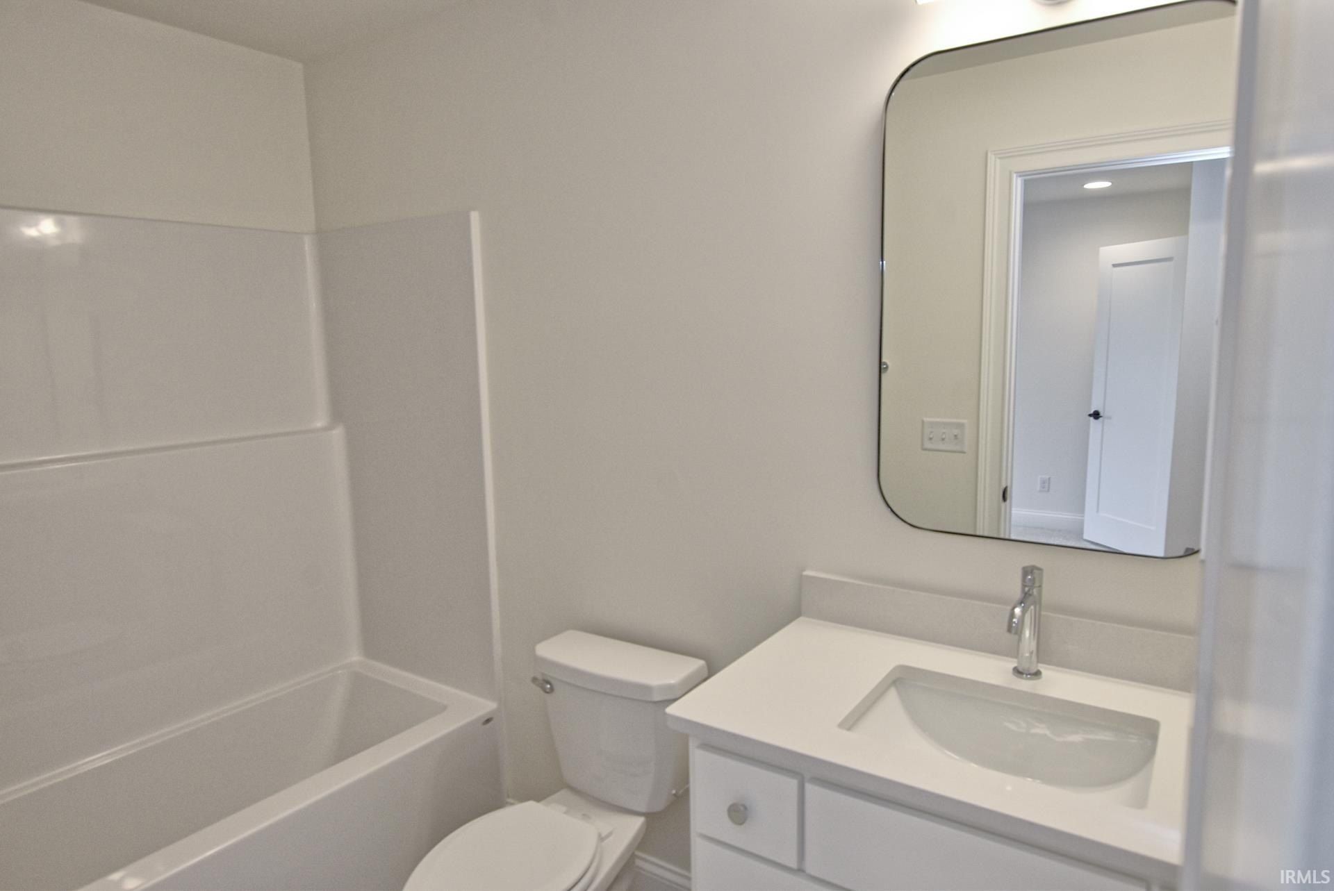 2874 Lake Drive. Newburgh, IN 47630