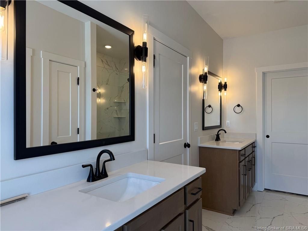 St Century Drive Unit. Charlestown, IN 47111