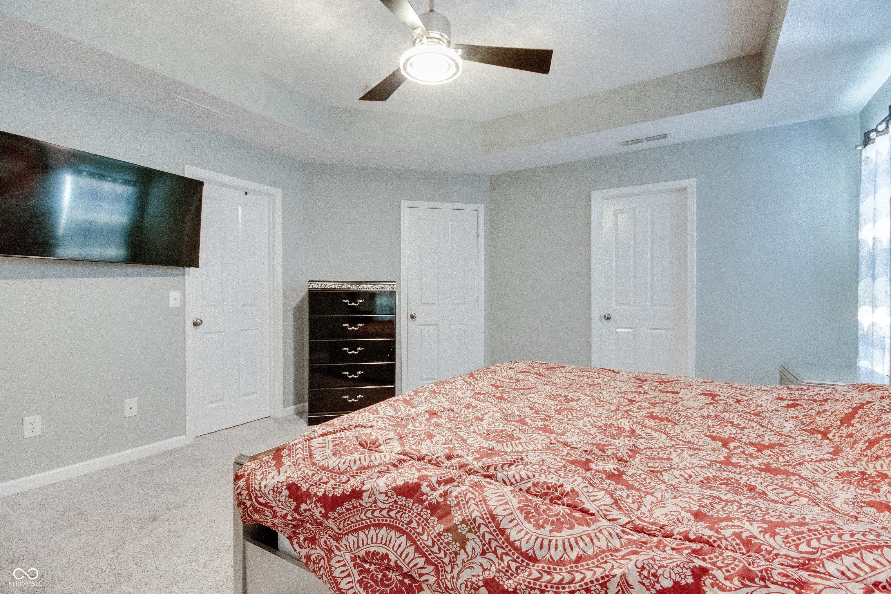 8332 Welder Place. Indianapolis, IN 46237