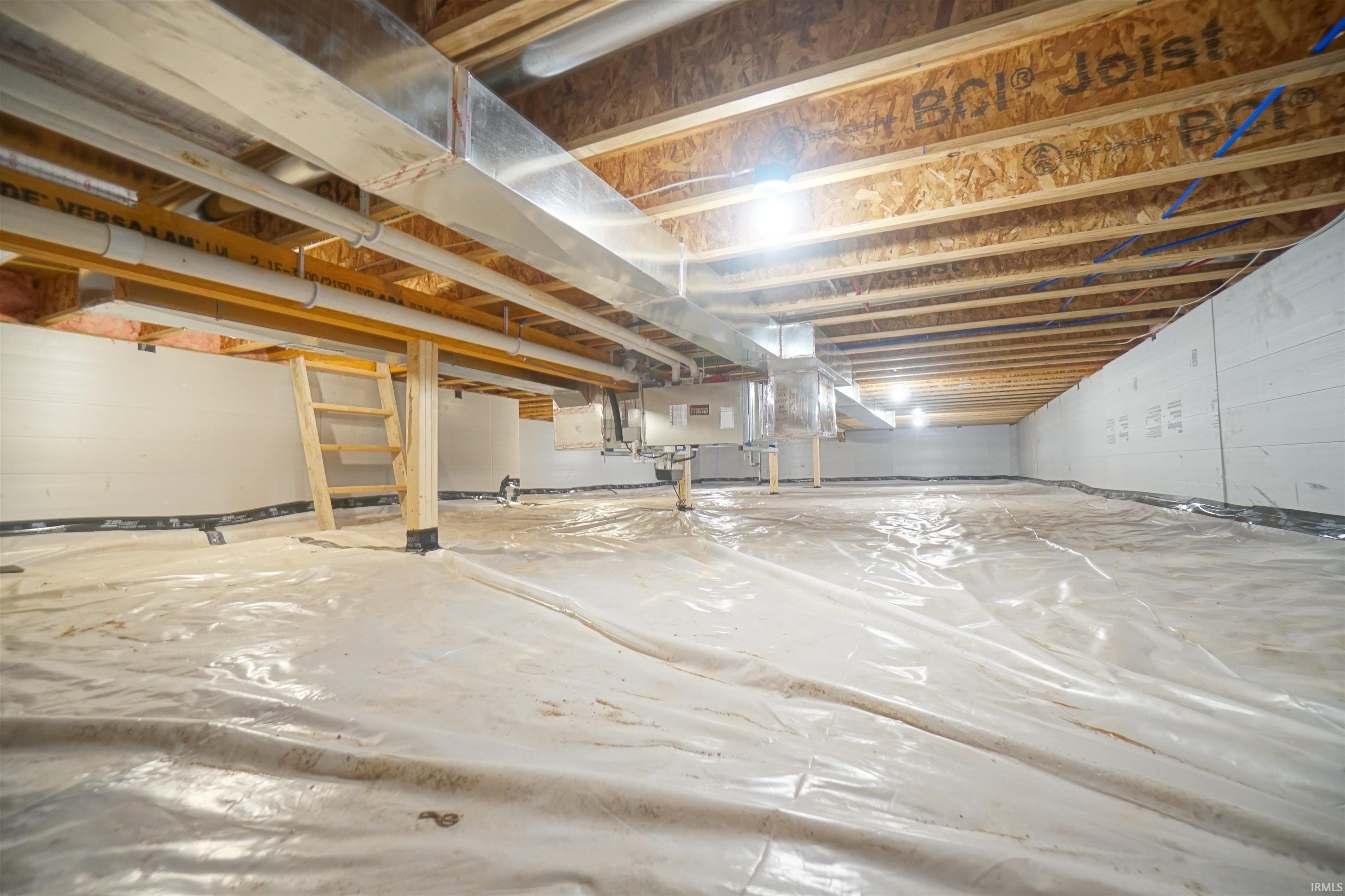 445 N Eastfield Circle. Milford, IN 46542