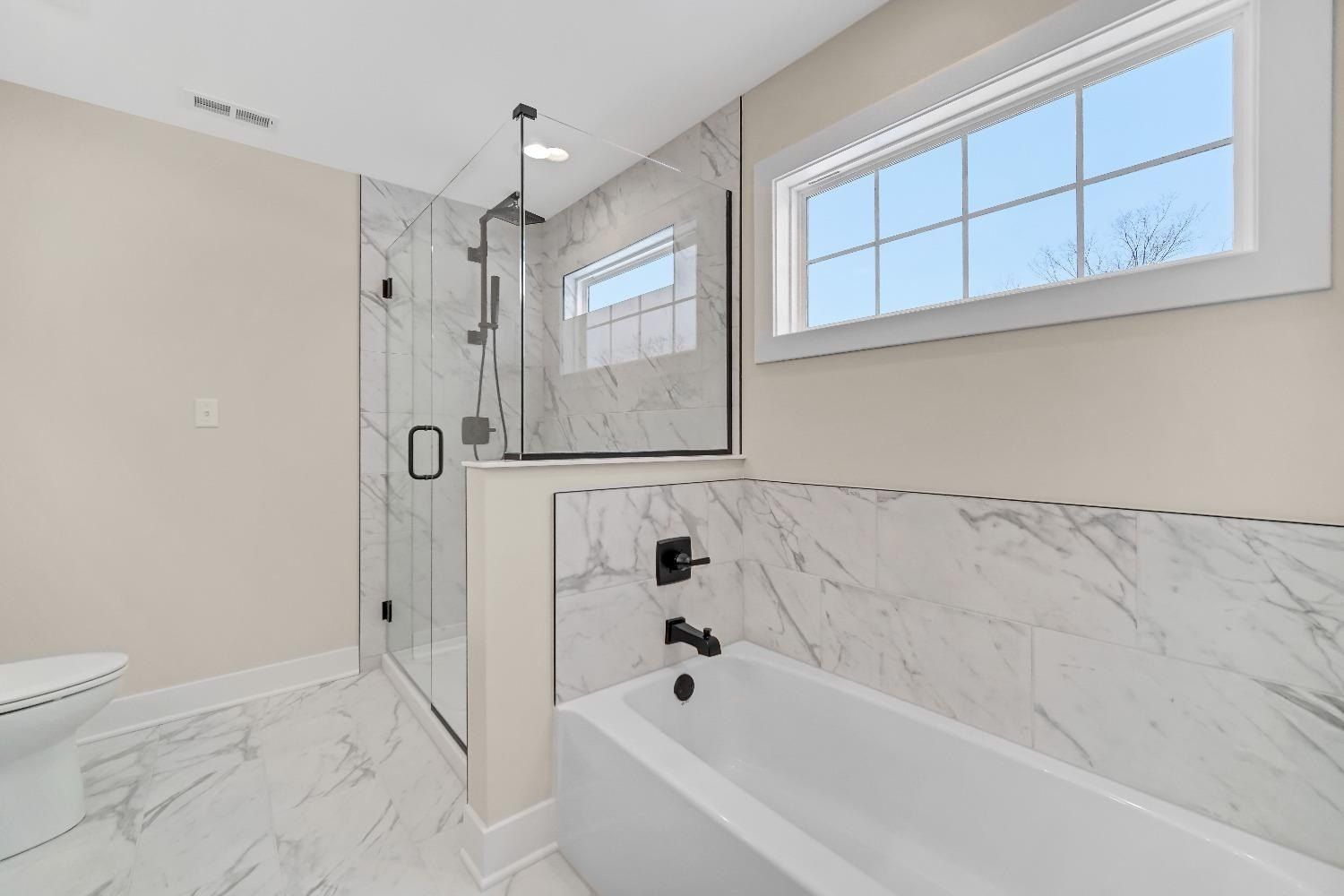 712 Verdano Terrace. Crown Point, IN 46307