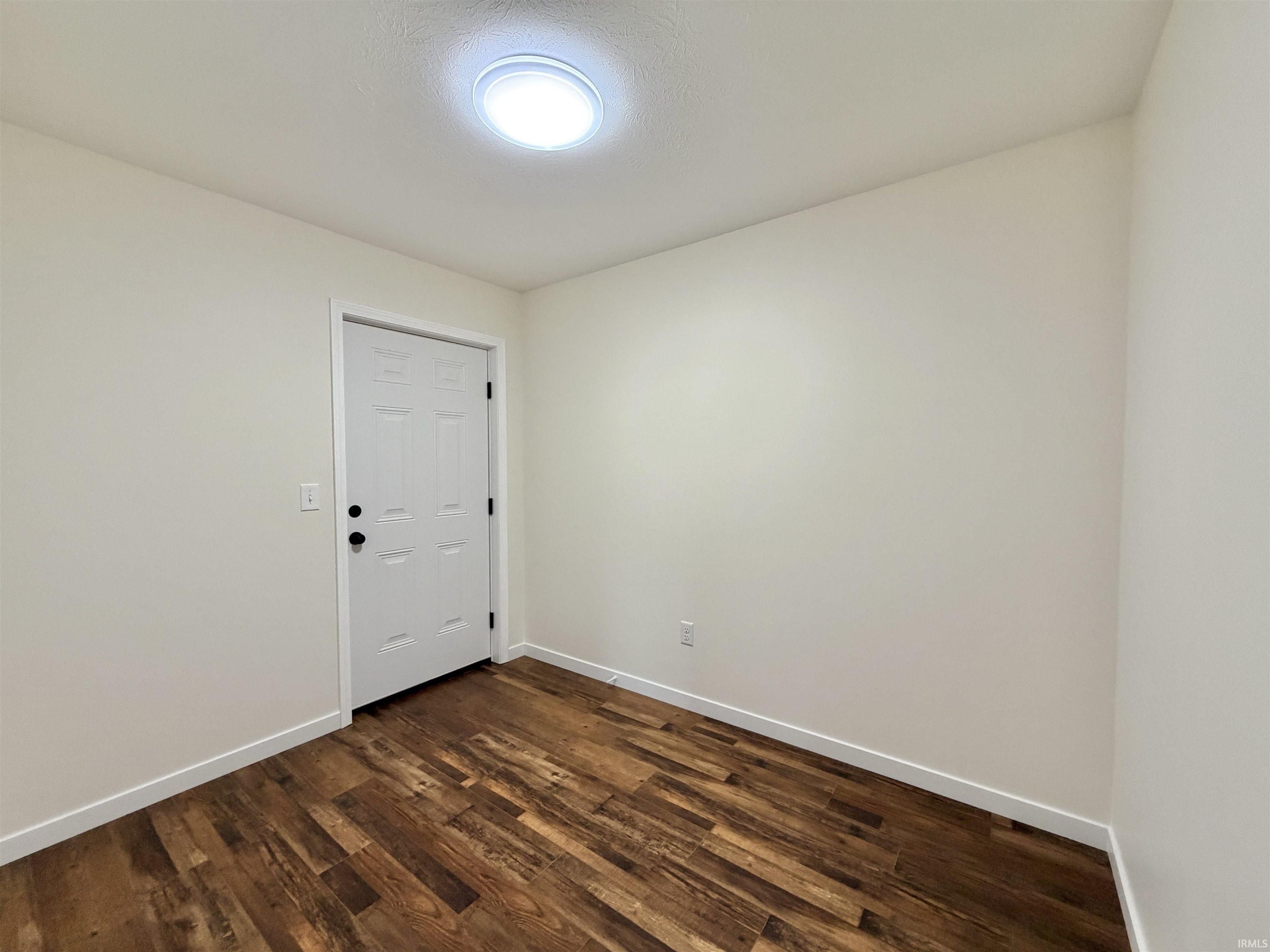 1380 N 1375 W. Linton, IN 47441