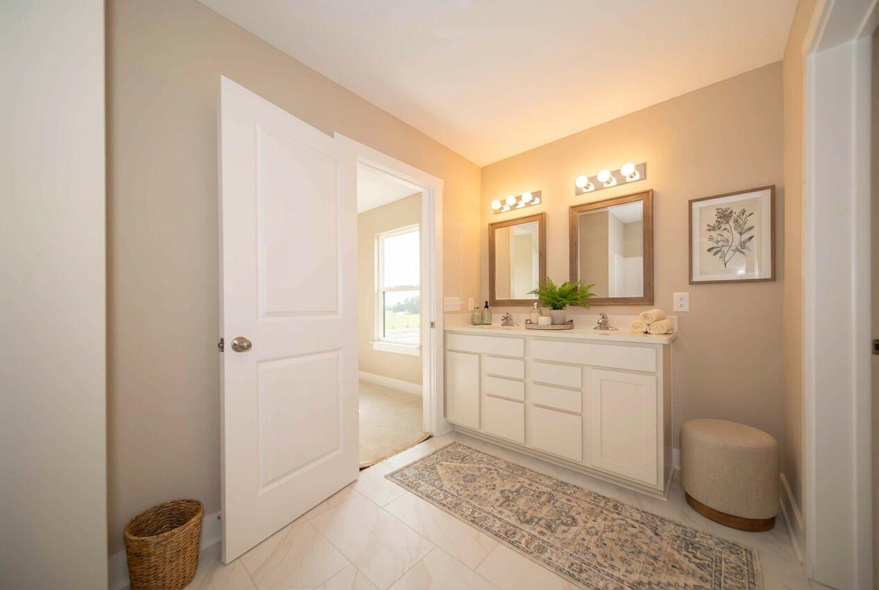 13862 Waterleaf Drive. Saint John, IN 46373