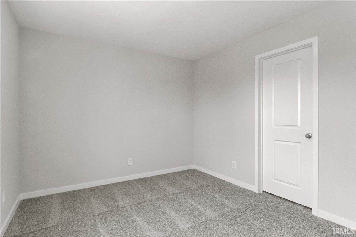 5670 Hillside Trail. Newburgh, IN 47630