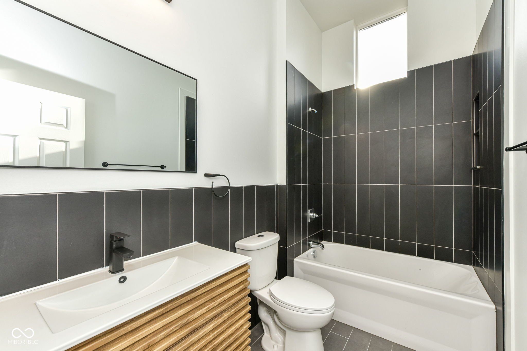 2919 Tropical Drive. Indianapolis, IN 46205