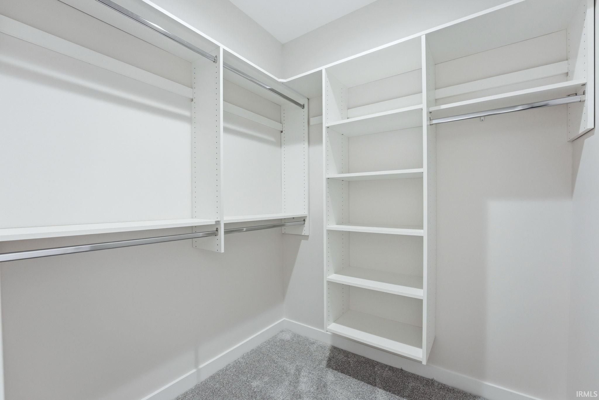 614 S Cottonwood Court. Columbia City, IN 46725