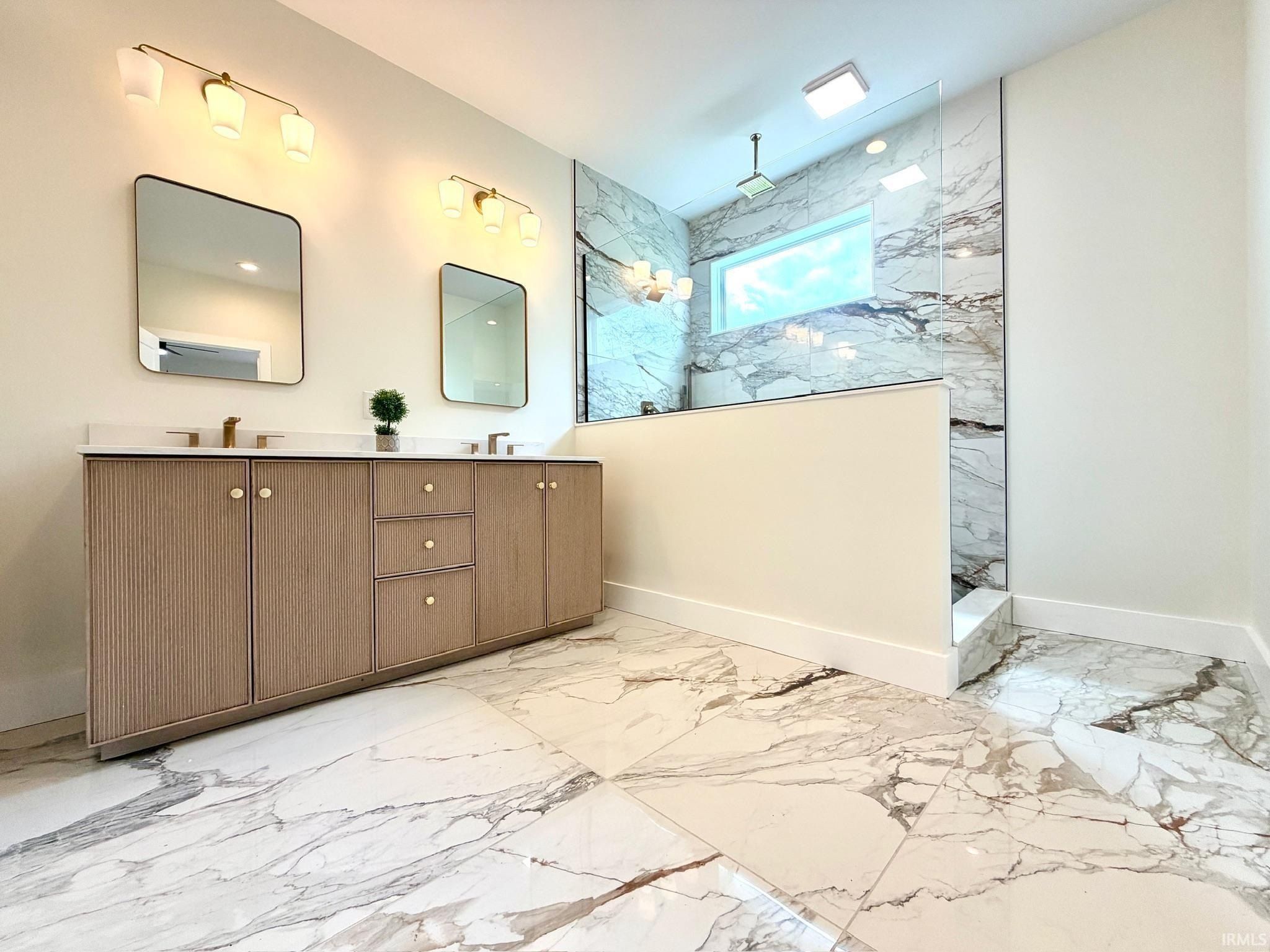 831 Spyglass Hill Drive. Bedford, IN 47421