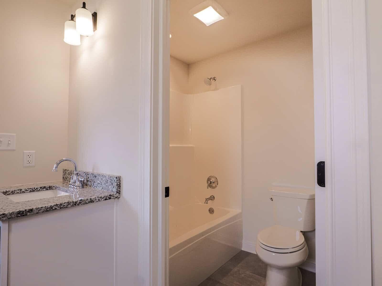 1759 Trailbrook Drive. Valparaiso, IN 46383