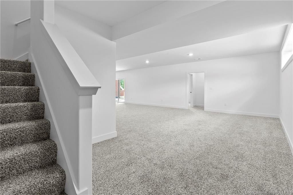 4640 Red Tail Ridge. Jeffersonville, IN 47130