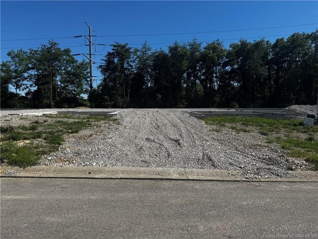 800 Katie Lane Lot 5. New Albany, IN 47150